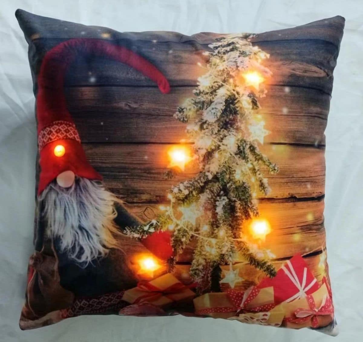 Bellisimo LED Cushions Christmas ** 18"x18"