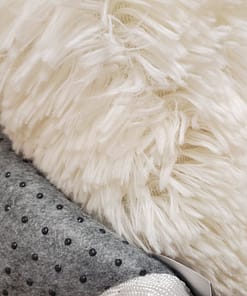 Shag Area Rug - White (Approx 4' x 6') - Image 3